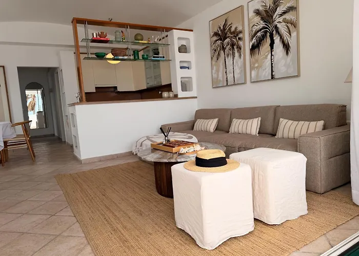 Atenea By Aura * Charco del Palo